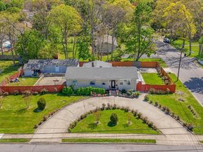 683 Broadway, Brentwood NY 11717