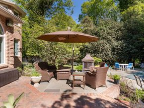 2 Spring Hill Road, Saint James NY 11780