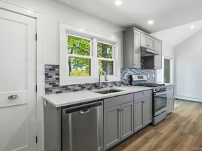 171 Taft Crescent, Centerport NY 11721