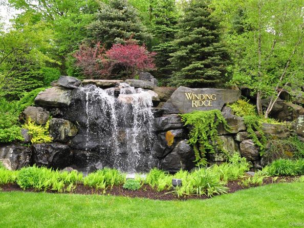 15 Winding Ridge Road, White Plains NY 10603