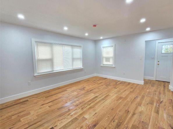 21624 132nd Avenue, Jamaica NY 11413