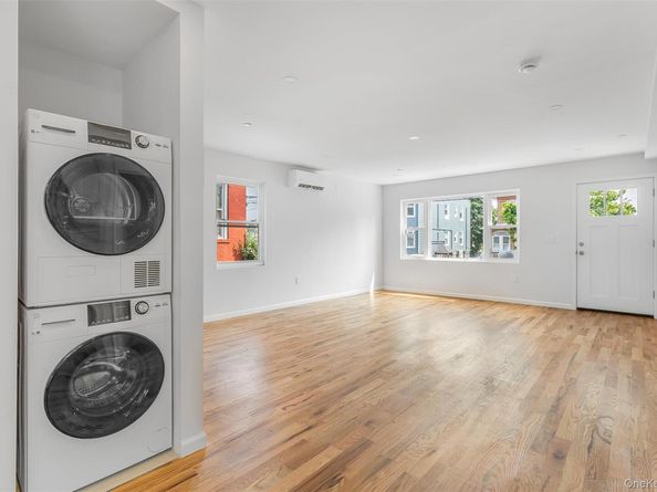 3439 Grace Avenue, Bronx NY 10469