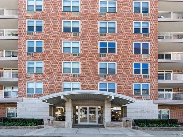 410 E Broadway 2F, Long Beach NY 11561