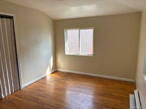13624 220th Street, Springfield Gardens NY 11413