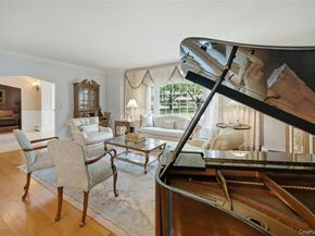 9 Vannina Place, Huntington NY 11743