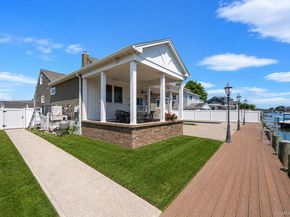 14 Jackson Place, Massapequa NY 11758