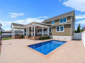 14 Jackson Place, Massapequa NY 11758