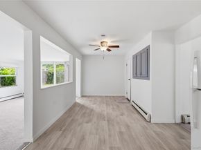 67 E End Avenue, Hicksville NY 11801