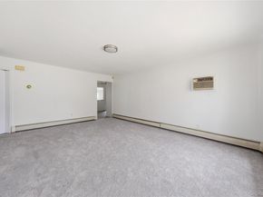 67 E End Avenue, Hicksville NY 11801