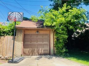 11515 Babbage Street, Richmond Hill NY 11418