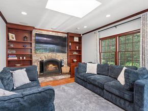 2539 Bradley Court, Merrick NY 11566