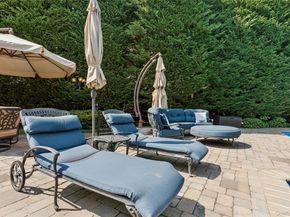 2539 Bradley Court, Merrick NY 11566