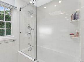 2539 Bradley Court, Merrick NY 11566