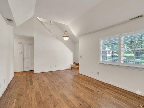 702 Pebble Beach Path, Riverhead NY 11901