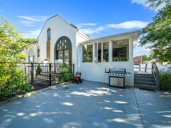 1054 Grand Avenue, Hempstead NY 11550