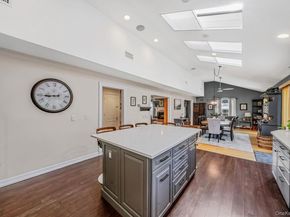 364 Twilight Lane, Smithtown NY 11787