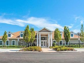 40 Greentree Court, Shirley NY 11967