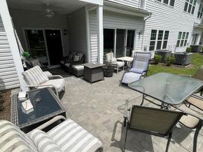 40 Greentree Court, Shirley NY 11967