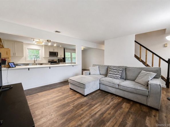 89 Lincoln Avenue, Mastic Beach NY 11951