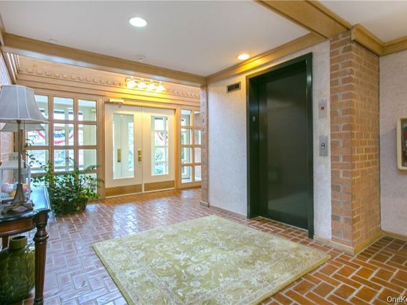 300 Livingston Avenue 2A, Mamaroneck NY 10543