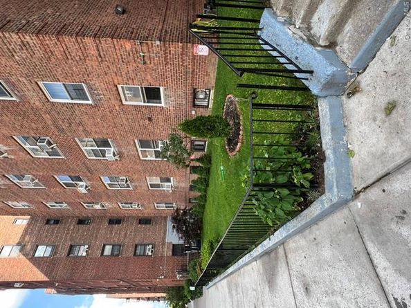 64-74 Saunders Street 4B, Rego Park NY 11374