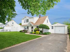25 Rock Lane, Levittown NY 11756