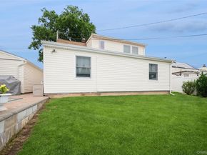 25 Rock Lane, Levittown NY 11756