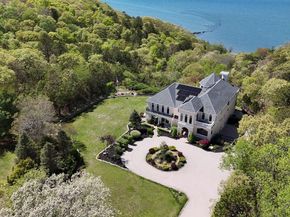 3172 Sound Avenue, Baiting Hollow NY 11933