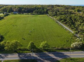 3172 Sound Avenue, Baiting Hollow NY 11933
