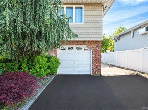 2706 Milburn Avenue, Baldwin NY 11510