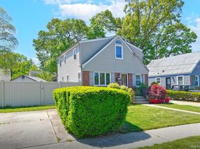 548 Stratford Road, South Hempstead NY 11550