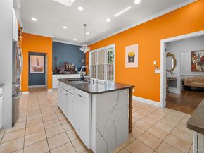 10 Swan Court, Glen Cove NY 11542