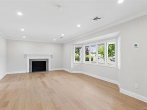 4 Blackwell Lane, Stony Brook NY 11790