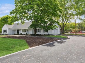 4 Blackwell Lane, Stony Brook NY 11790