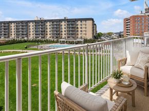 2 Richmond Road 3U, Lido Beach NY 11561