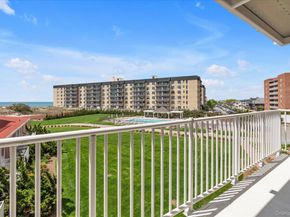 2 Richmond Road 3U, Lido Beach NY 11561