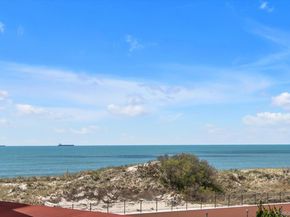 2 Richmond Road 3U, Lido Beach NY 11561