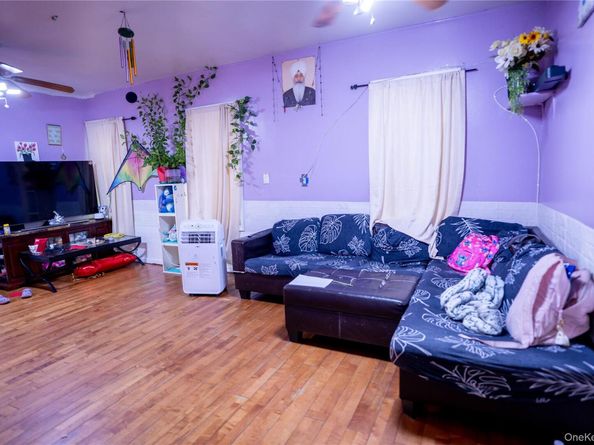 9324 123rd Street, Richmond Hill NY 11419