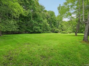 2289 Sultana Drive, Yorktown Heights NY 10598