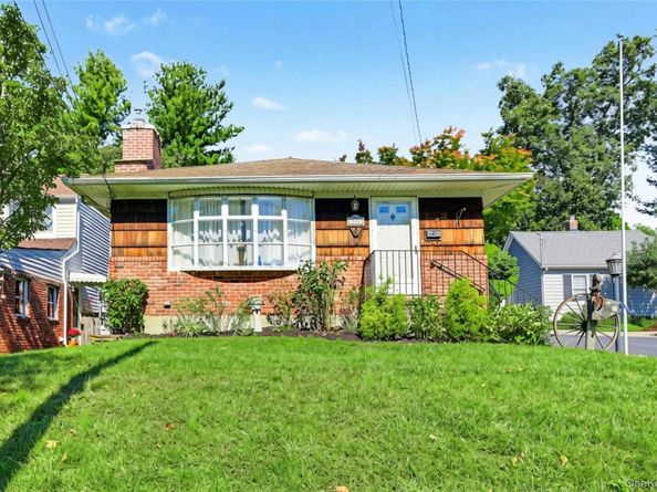 112 North Street, Locust Valley NY 11560