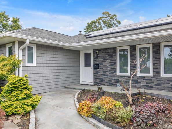 315 Cherry Place, East Meadow NY 11554