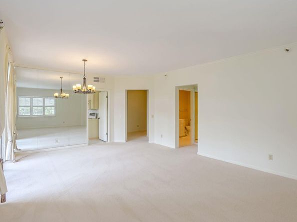 1 Baldwin Avenue 217, San Mateo CA 94401