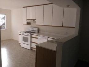 Clarendon, Pacifica CA 94044