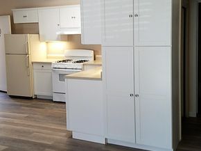 Clarendon, Pacifica CA 94044