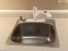 Clarendon, Pacifica CA 94044