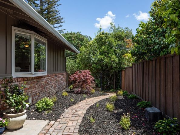 2910 Sherwood Drive, San Carlos CA 94070