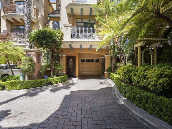 233 Villa Mar Vista, Santa Cruz CA 95060