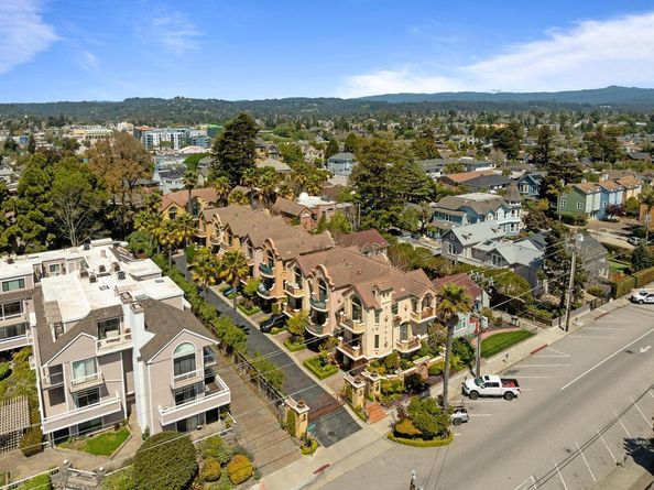 233 Villa Mar Vista, Santa Cruz CA 95060