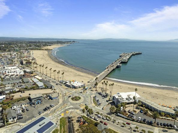 233 Villa Mar Vista, Santa Cruz CA 95060