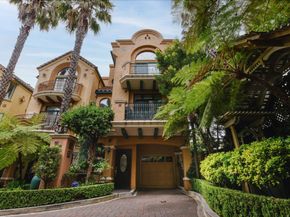 233 Villa Mar Vista, Santa Cruz CA 95060
